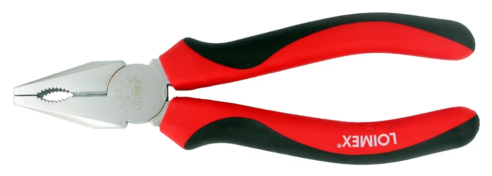 Alicate universal de calidad superior cromados y bruñidos, filos  templados por inducción, mangos con aislamiento de PVC de 2  componentes en rojo y negro.
<br>
• Según DIN ISO 5746, forma Alemana, acero C60. <br>