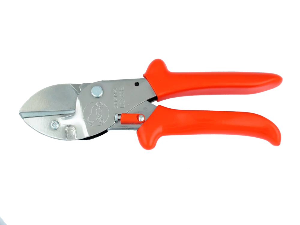 • Piezas intercambiables, mangos cubiertos de PVC.<br>
• <b> Garantía total. </b>