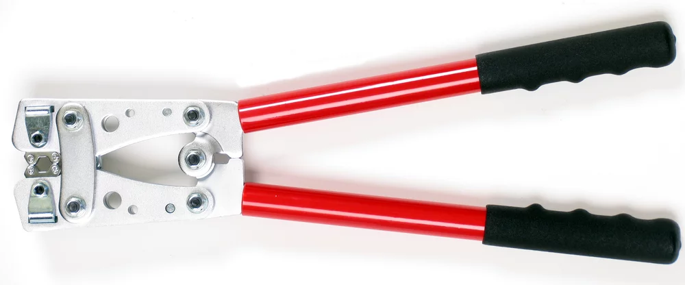 • Matrices incorporadas en el disco giratorio. <br>• Para terminales y conectores de cobre no aislados de 6-50 mm².<br>• Prensado tipo hexagonal.<br />