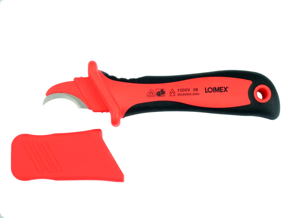 • Hoja curvada de 35 mm.<br>
• Con capuchón de seguridad.<br>
• Aislamiento en resina especial dura antigolpes.<br>
• Mango de 2 componentes .