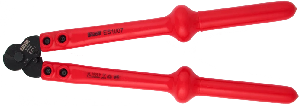 • Cortadora de cables de acero hasta 10 mm Ø.<br>
• Cuchillas de acero templado.<br>
• Aislamiento en resina a prueba de golpes.<br>
• Todas las piezas intercambiables.<br>
• <b>Garantía total.</b>